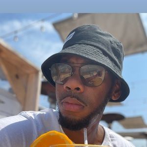 Meet your Posher, Demetrius